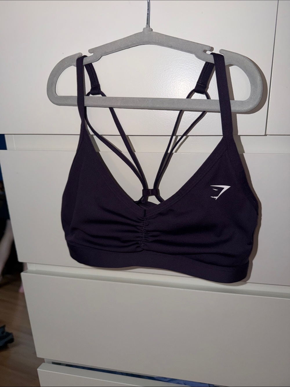 Gymshark Strappy V-Neck Sports Bra - Purple